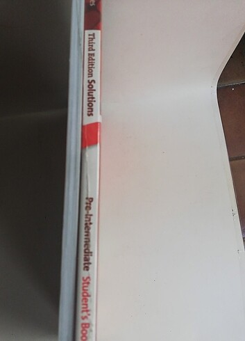 Beden Renk Solutions Pre Intermediate CD li 3rd