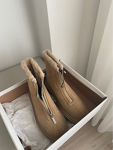 Zara Yeni deri bot