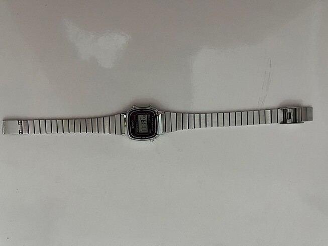 Casio Casio la670wa-4df Kadın kol saati