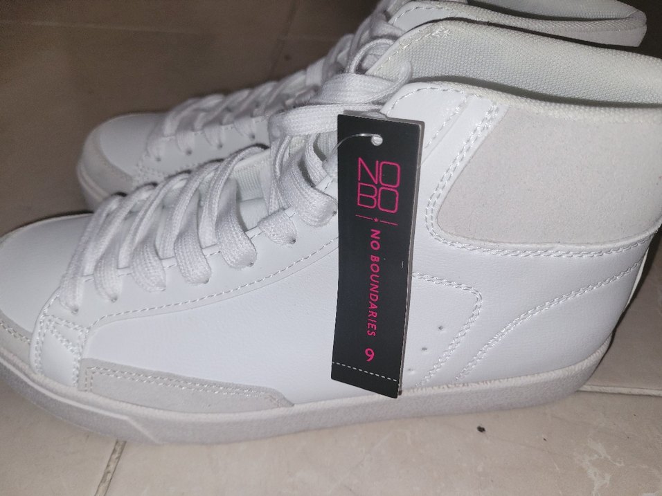 Beyaz Kadın Spor Ayakkabı Trend Şıklık - Görsel 3