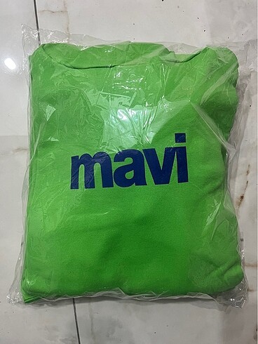 Mavi Jeans Mavi Kapşonlu Yeşil ve Su yeşili Sweetshirt