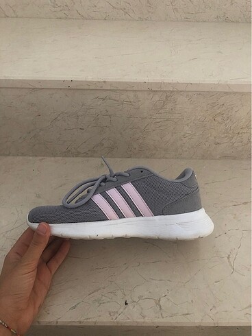 36 Beden Adidas gri spor ayakkabı