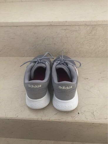36 Beden gri Renk Adidas gri spor ayakkabı