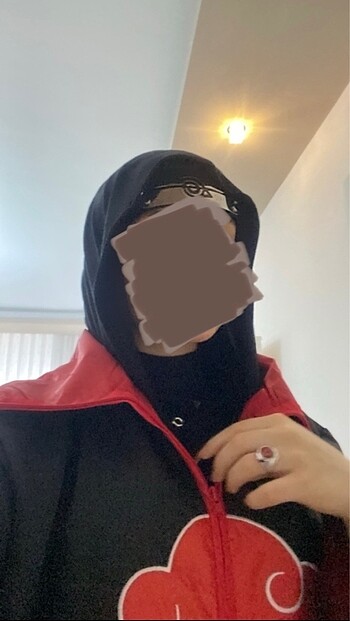 m Beden Akatsuki Pelerin
