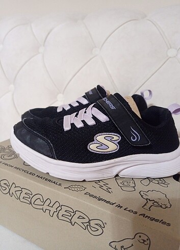 Skechers Skechers marka ayakkabı 