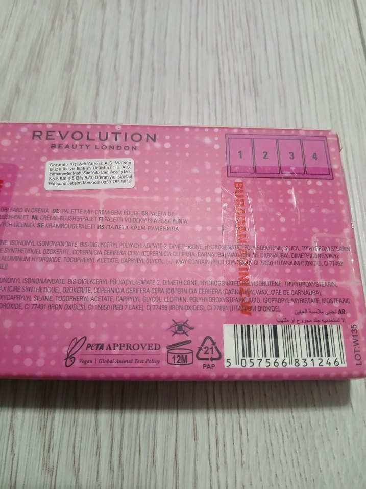 Revolution Mean Girls Krem Allık Paleti - Görsel 5