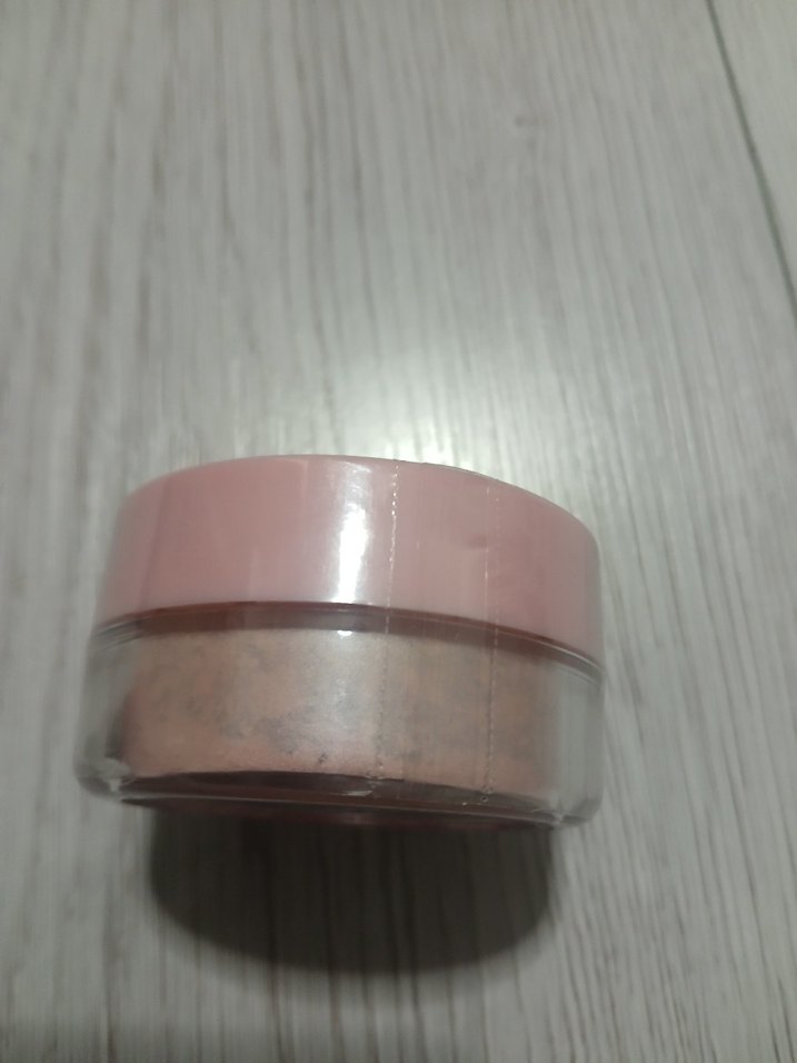 Revolution Mean Girl Pembe toz pudra - Görsel 4