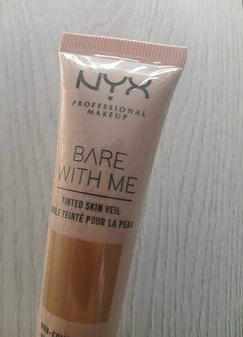 Beden Nyx bare with me renkli nemlendirici