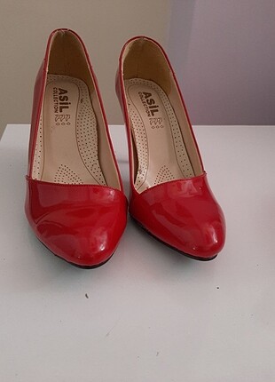 Diğer Kirmizi stiletto