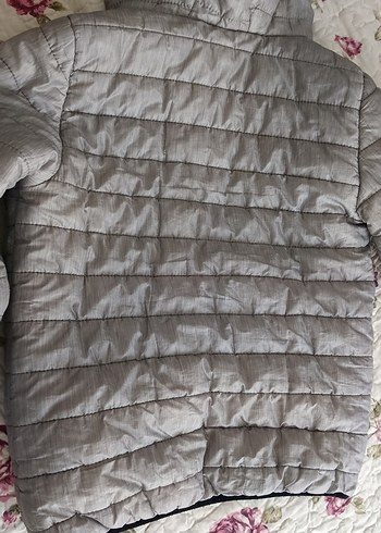 Gri Kapüşonlu erkek çocuk  Mont - Görsel 9