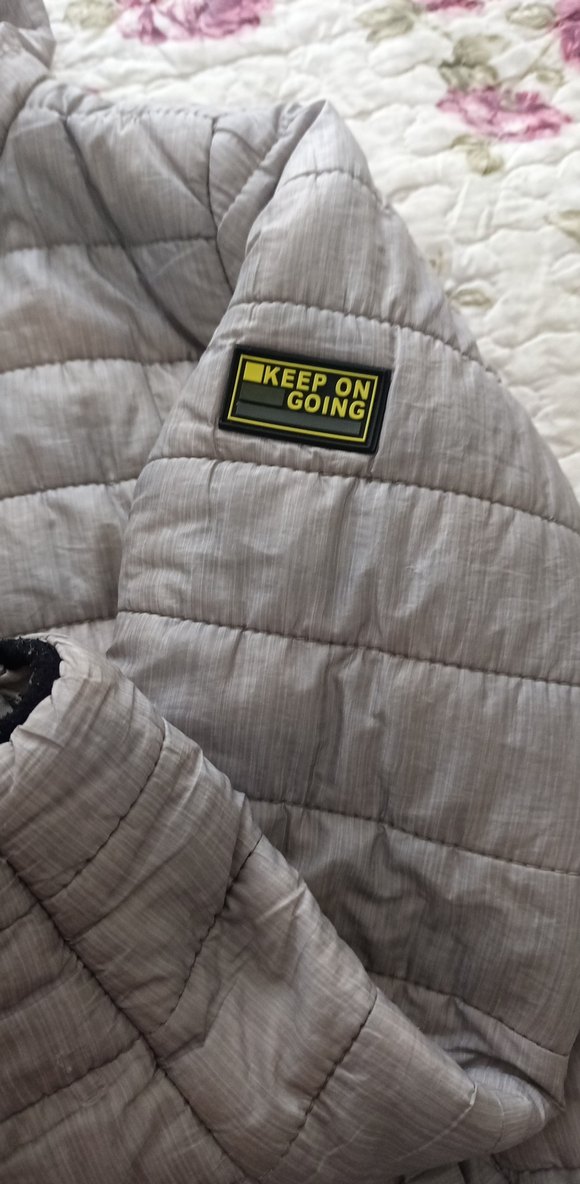 Gri Kapüşonlu erkek çocuk  Mont - Görsel 3