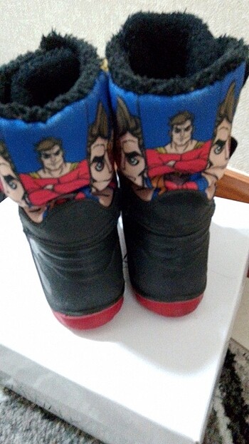 Erkek çocuk bot - Görsel 5