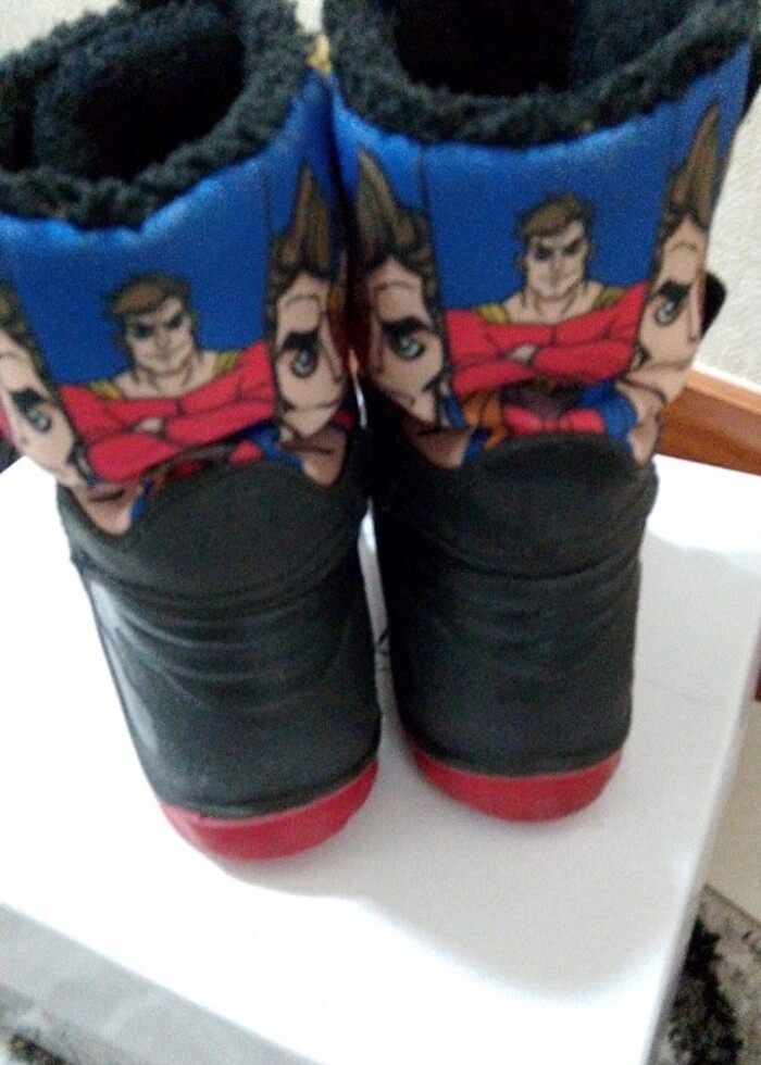 Erkek çocuk bot - Görsel 5