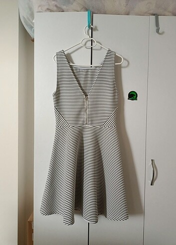 H&M H&M çizgili elbise