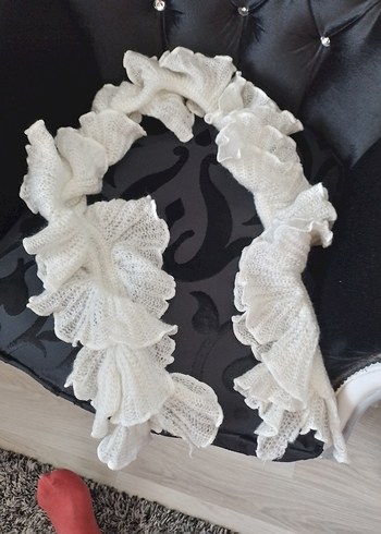 Fırfırlı Beyaz Kadın Örgü Şal - Görsel 8