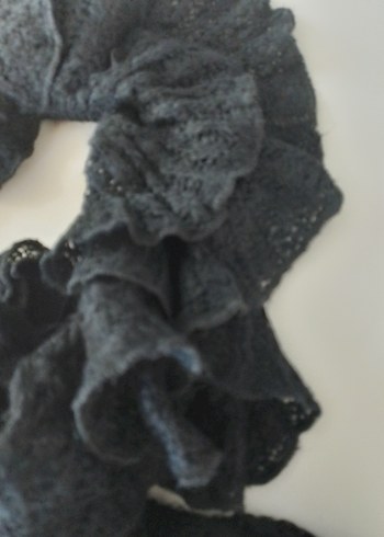 Fırfırlı Siyah triko Gotik Şal - Görsel 13