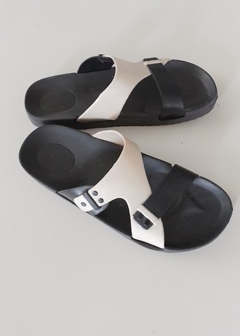 Bej Siyah Tokalı Minimalist Terlik - Görsel 8