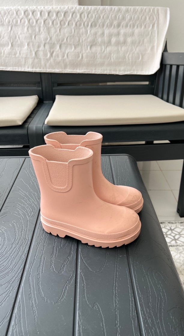 Kız Çocukları İçin Pastel Pembe Kauçuk Botlar - Görsel 2