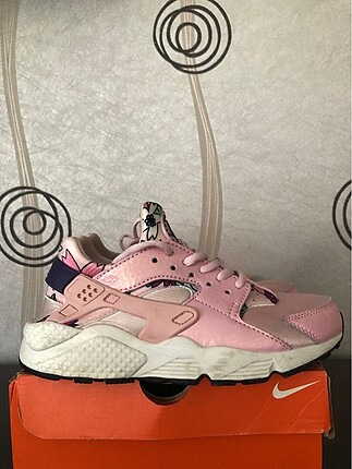 Nike Air Hurache Aloha Pink Özel Seri