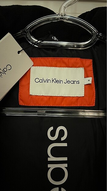 13-14 Yaş Beden Calvin Klein mont