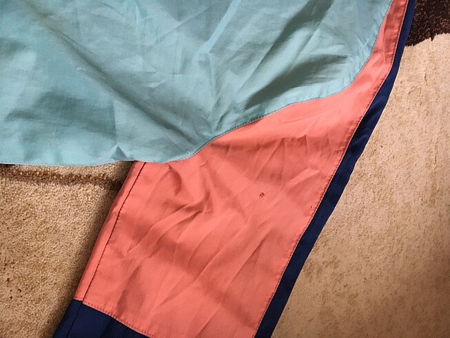 Reebok yağmurluk - Görsel 2