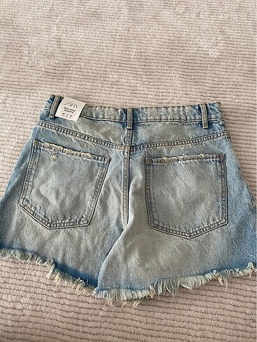 40 Beden mavi Renk Zara jean şort