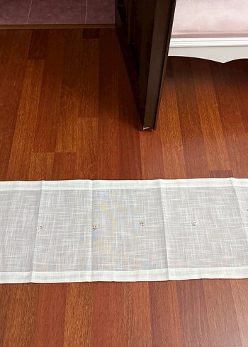 Nakışlı Beyaz Masa Örtüsü Seti - Görsel 3