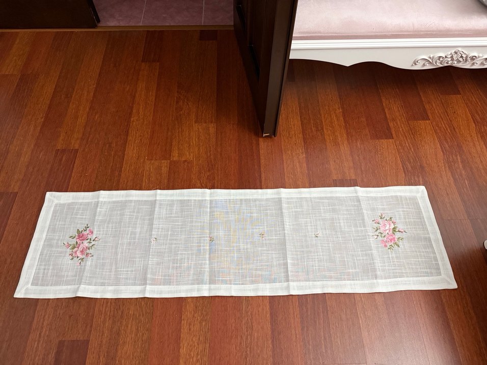 Nakışlı Beyaz Masa Örtüsü Seti - Görsel 3