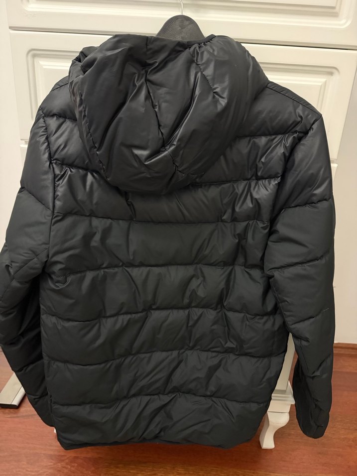 Nike Siyah Kapüşonlu Spor Mont - Görsel 3