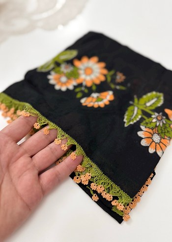 Çiçek Desenli Dantel Detaylı Bohem Kadın eşarp - Görsel 2