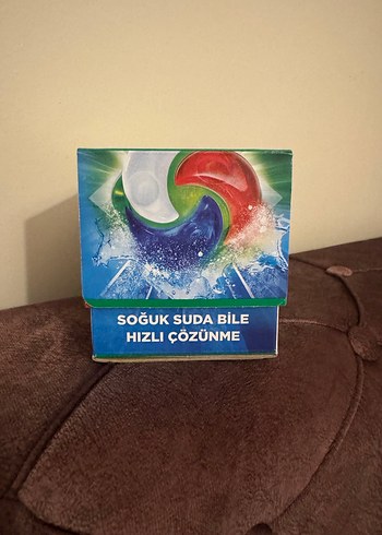 Ariel Hepsi1Arada PODS Oxi Extra Leke Çıkarma Çamaşır Deterjanı - Görsel 2