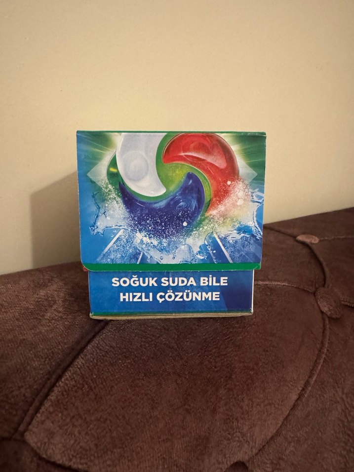 Ariel Hepsi1Arada PODS Oxi Extra Leke Çıkarma Çamaşır Deterjanı - Görsel 2