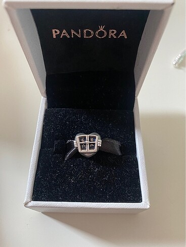 Pandora mum window heart charm,orijinal sertifikasıyla gönderile