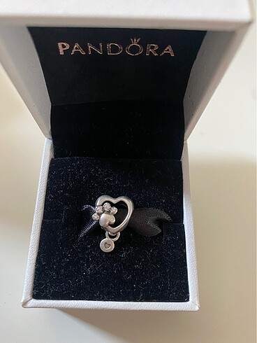 Pandora sparkling paw print & heart charm, kedi patisi kalpli ch