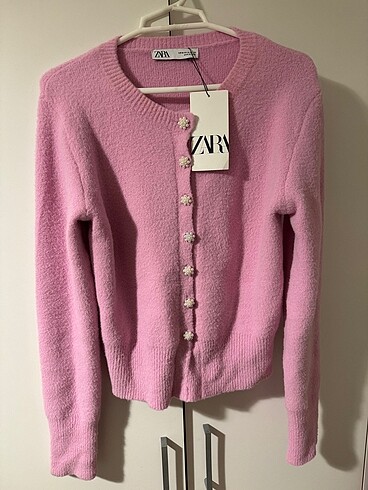 Zara ZARA SUNİ İNCİ DÜĞMELİ UÇUK PEMBE TRiKO HIRKA,etiketli,hiç giyil