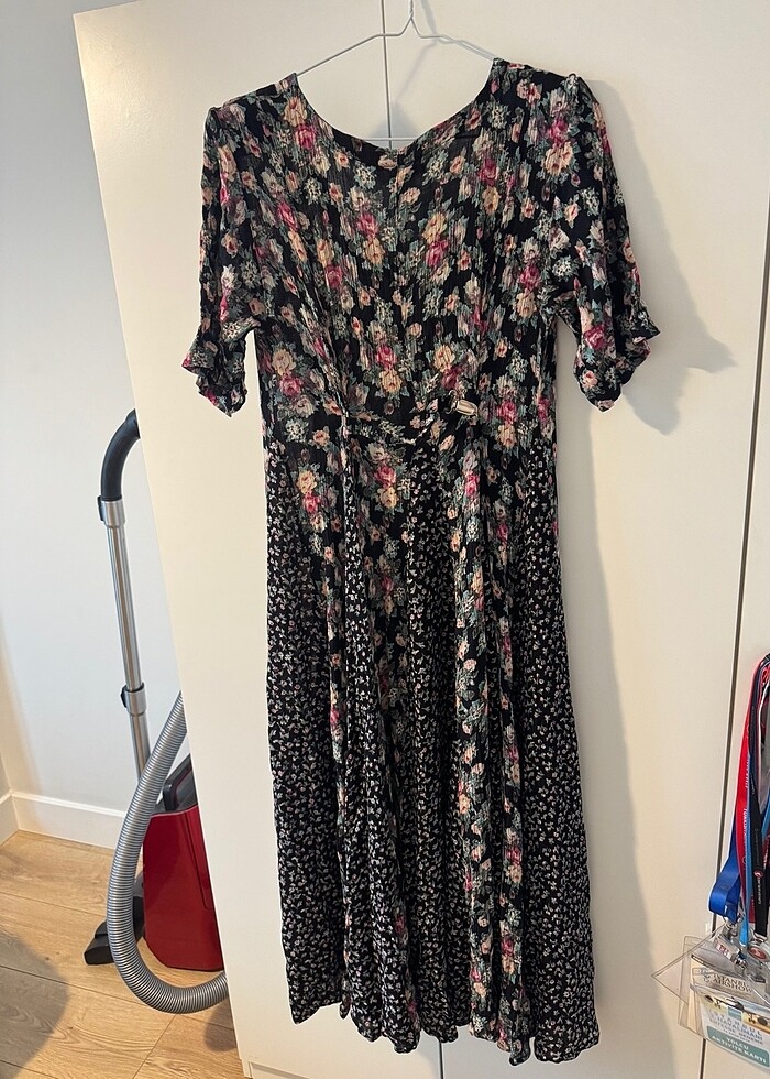 American Angle Siyah çiçekli uzun rayon elbise,hiç giyilmedi,sor - Görsel 3