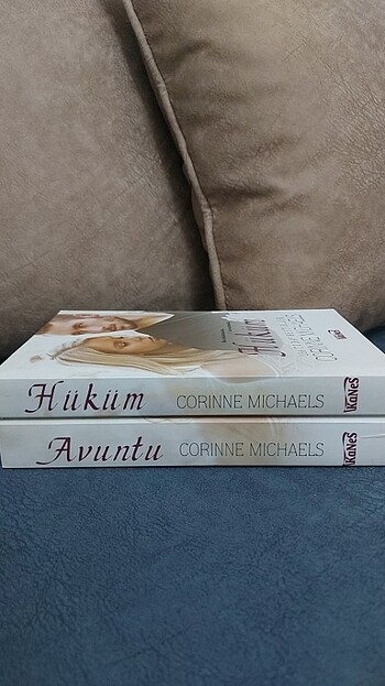 CORINNE MICHAELS - HÜKÜM VE AVUNTU