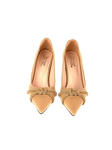 38 Beden Diğer Stiletto %70 İndirimli.
