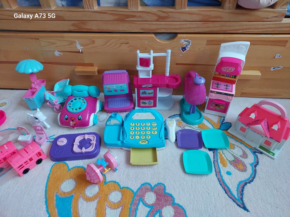 Renkli Pembe Oyuncak Seti - Görsel 2