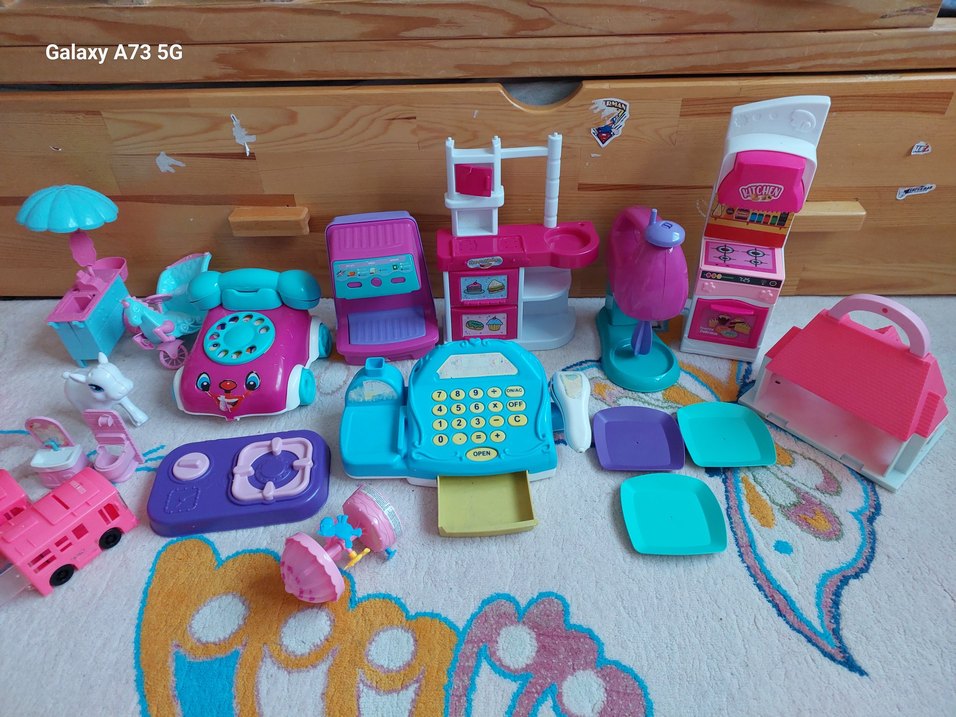 Renkli Pembe Oyuncak Seti - Görsel 3