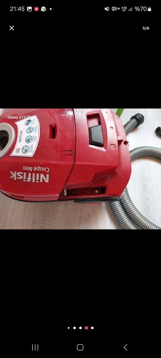 Kırmızı Nilfisk Elektrikli Süpürge - Görsel 3