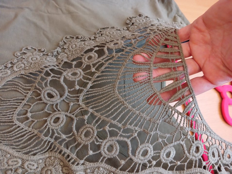 Haki Renkli Salaş Tişört - Görsel 5