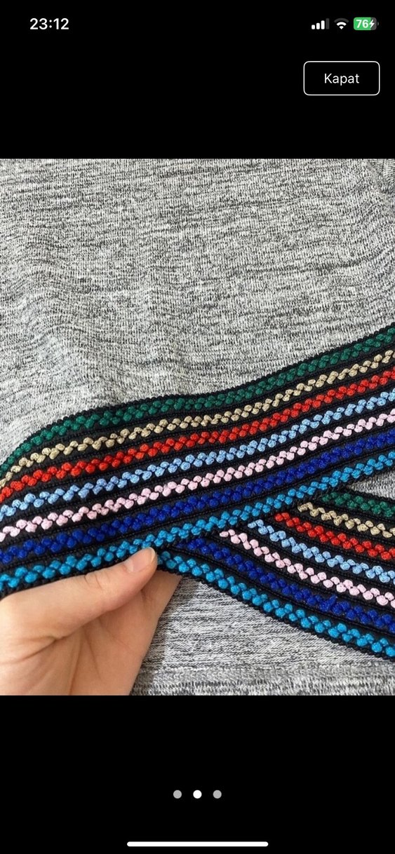 Gri Boğazlı Kısa Triko Kazak - Görsel 2