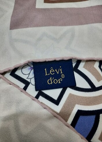 Levidor ipek eşarp 