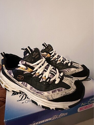 37,5 Beden Skechers