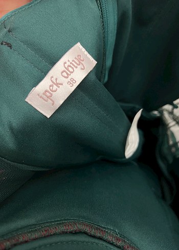 Taş Zincir Detaylı Petrol Yeşili Midi Boy Abiye Elbise - Görsel 4