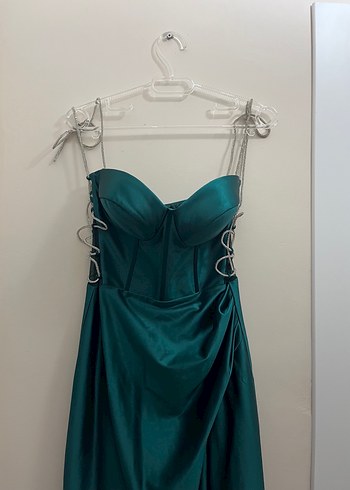 Taş Zincir Detaylı Petrol Yeşili Midi Boy Abiye Elbise - Görsel 3