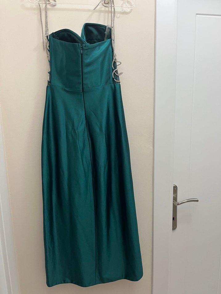 Taş Zincir Detaylı Petrol Yeşili Midi Boy Abiye Elbise - Görsel 2