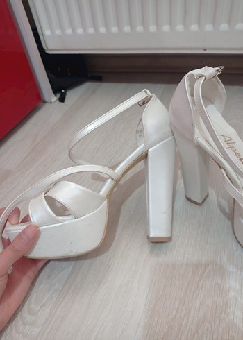 Beyaz Platform Topuklu Kadın Abiye Ayakkabı - Ana görsel