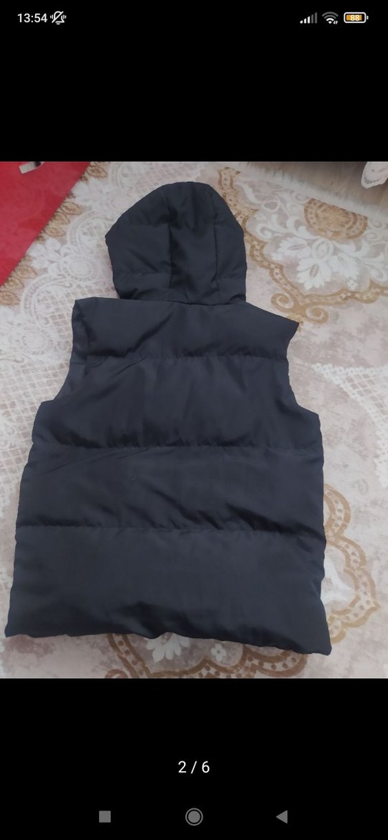 Siyah Kapüşonlu Kadın Yelek - Görsel 2